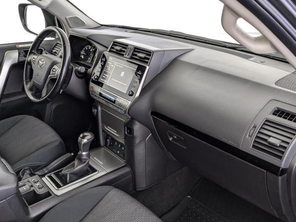 Toyota Land Cruiser Prado 150 Series Рестайлинг 3 с пробегом 2021 года, цена 6 420 000 рублей, 46294 км, внедорожник, Автокод Объявления