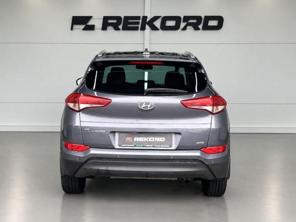 Hyundai Tucson III с пробегом 2015 года, цена 2 319 000 рублей, 193267 км, внедорожник, Автокод Объявления