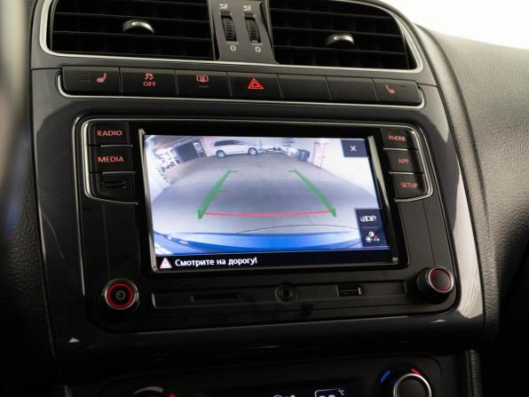 Volkswagen Polo V Рестайлинг с пробегом 2018 года, цена 1 138 055 рублей, 135252 км, седан, Автокод Объявления