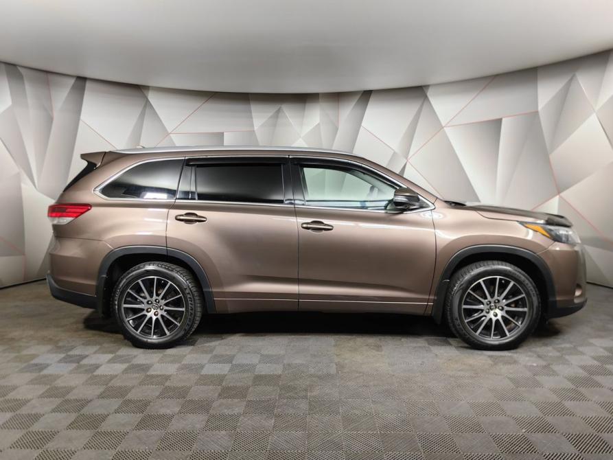 Toyota Highlander III (XU50) Рестайлинг Москва  - изображение 6