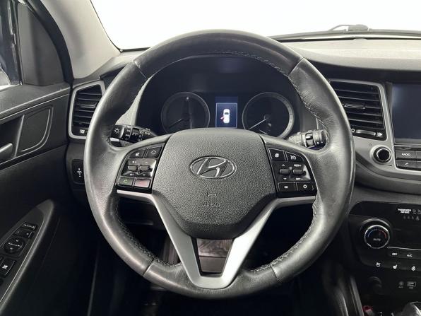 Hyundai Tucson III с пробегом 2017 года, цена 2 300 000 рублей, 133922 км, внедорожник, Автокод Объявления