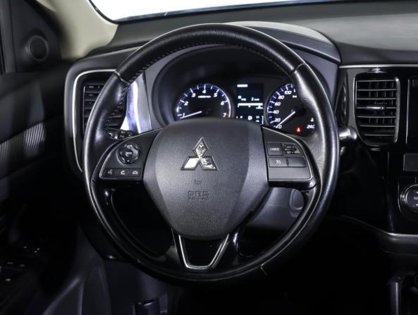 Mitsubishi Outlander III Рестайлинг 2 с пробегом 2015 года, цена 1 780 000 рублей, 138576 км, внедорожник, Автокод Объявления