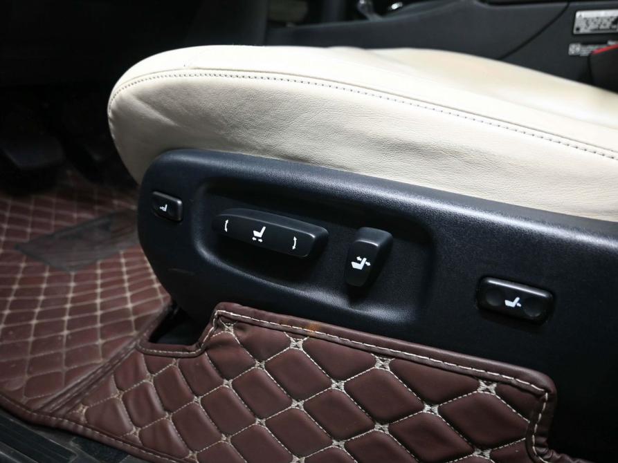 Lexus LX III Рестайлинг 2 Ростов-на-Дону  - изображение 34