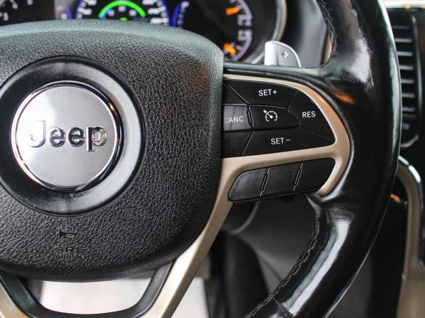 Jeep Grand Cherokee IV (WK2) Рестайлинг с пробегом 2013 года, цена 2 102 500 рублей, 199044 км, внедорожник, Автокод Объявления