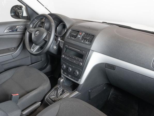 Skoda Yeti I с пробегом 2014 года, цена 1 234 495 рублей, 132331 км, внедорожник, Автокод Объявления
