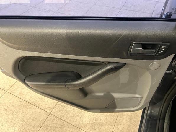 Ford Focus II Рестайлинг с пробегом 2011 года, цена 419 000 рублей, 308411 км, хэтчбек, Автокод Объявления