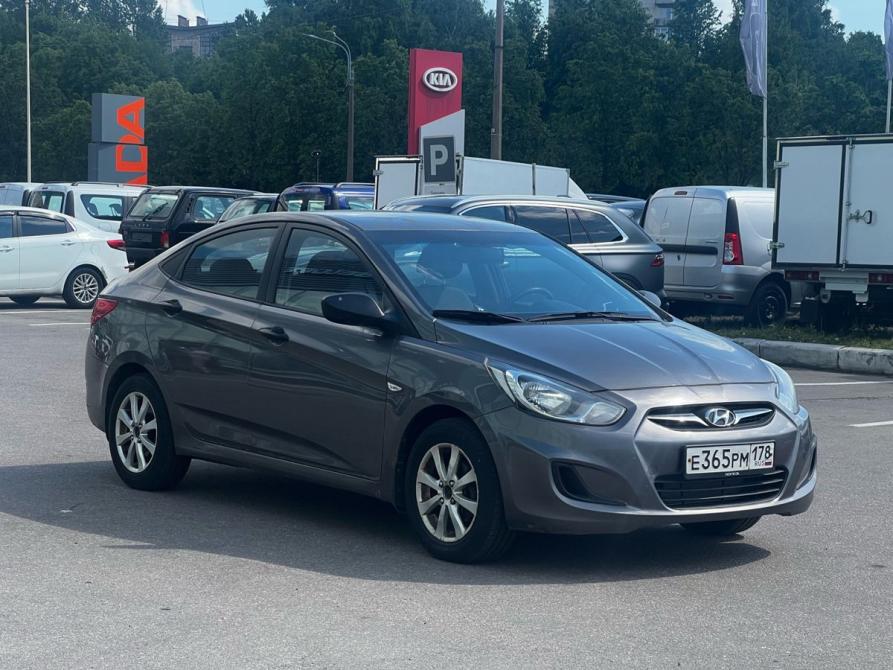 Hyundai Solaris I Санкт-Петербург  - изображение 4