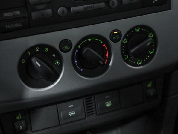 Ford Focus II с пробегом 2006 года, цена 419 000 рублей, 193113 км, седан, Автокод Объявления
