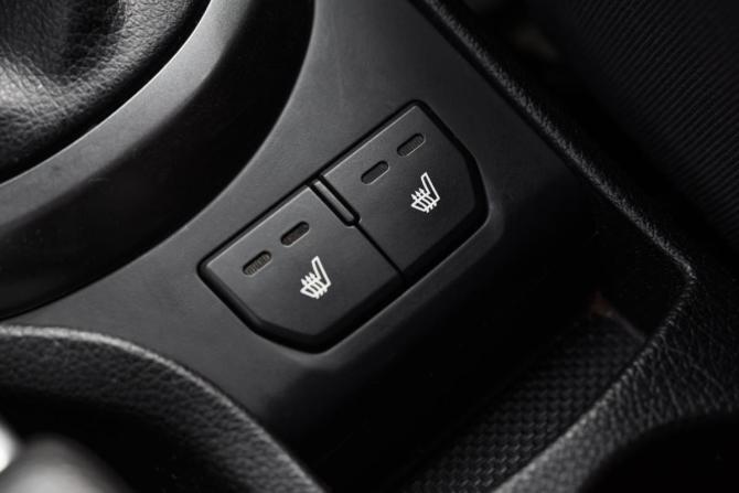 Kia Rio III Рестайлинг с пробегом 2016 года, цена 900 000 рублей, 78086 км, хэтчбек, Автокод Объявления