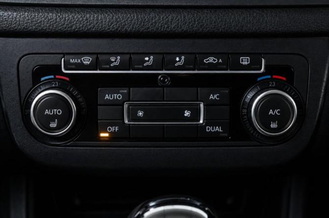 Volkswagen Tiguan I с пробегом 2011 года, цена 1 279 000 рублей, 246000 км, внедорожник, Автокод Объявления