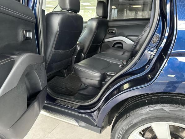 Mitsubishi Outlander II Рестайлинг с пробегом 2010 года, цена 1 245 000 рублей, 196000 км, внедорожник, Автокод Объявления