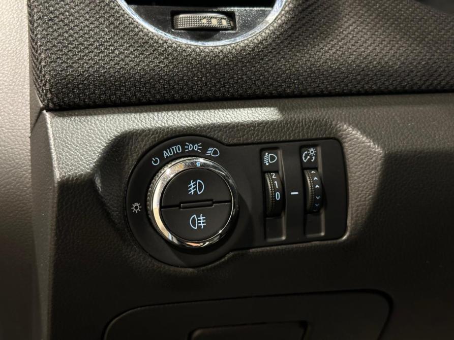 Chevrolet Cruze I Рестайлинг Челябинск  - изображение 16