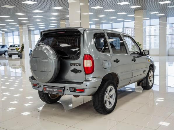 Chevrolet Niva I с пробегом 2004 года, цена 227 000 рублей, 236221 км, внедорожник, Автокод Объявления