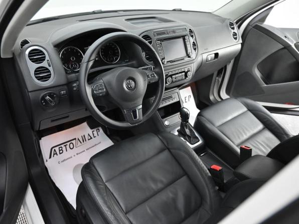 Volkswagen Tiguan I Рестайлинг с пробегом 2013 года, цена 865 000 рублей, 135917 км, внедорожник, Автокод Объявления