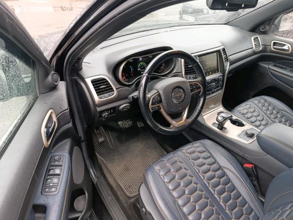 Jeep Grand Cherokee IV (WK2) Рестайлинг с пробегом 2013 года, цена 1 799 000 рублей, 185379 км, внедорожник, Автокод Объявления
