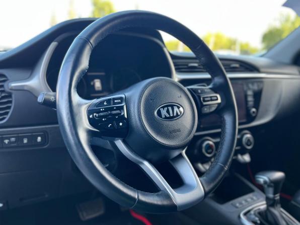 Kia Rio IV Рестайлинг с пробегом 2021 года, цена 1 690 000 рублей, 52827 км, хэтчбек, Автокод Объявления