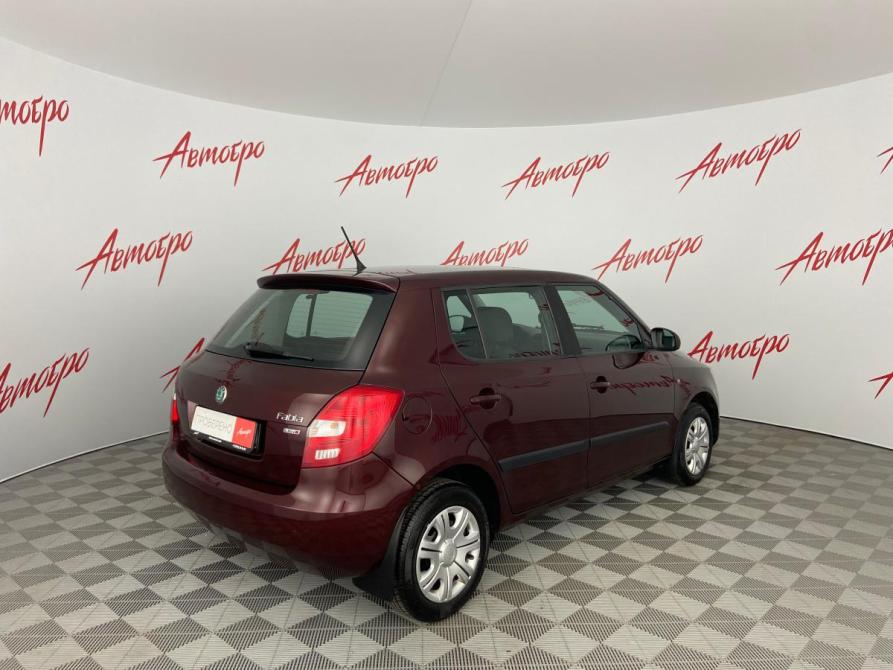 Skoda Fabia II Рестайлинг Псков  - изображение 5