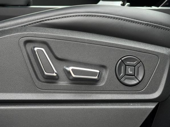 Audi e-tron Sportback I с пробегом 2022 года, цена 4 890 000 рублей, 15927 км, внедорожник, Автокод Объявления