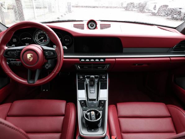 Porsche 911 VIII (992) с пробегом 2023 года, цена 24 850 000 рублей, 6250 км, купе, Автокод Объявления