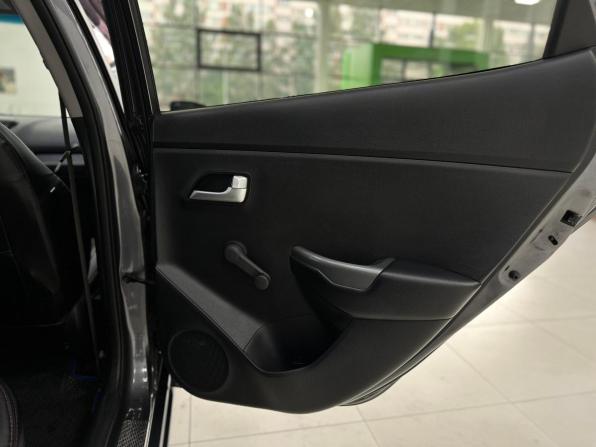 Kia Rio III Рестайлинг с пробегом 2017 года, цена 1 120 000 рублей, 84643 км, хэтчбек, Автокод Объявления