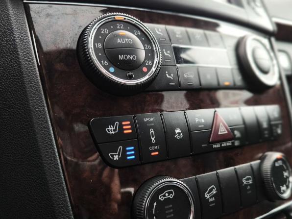 Mercedes-Benz GL-Класс I (X164) Рестайлинг с пробегом 2012 года, цена 1 350 000 рублей, 270254 км, внедорожник, Автокод Объявления