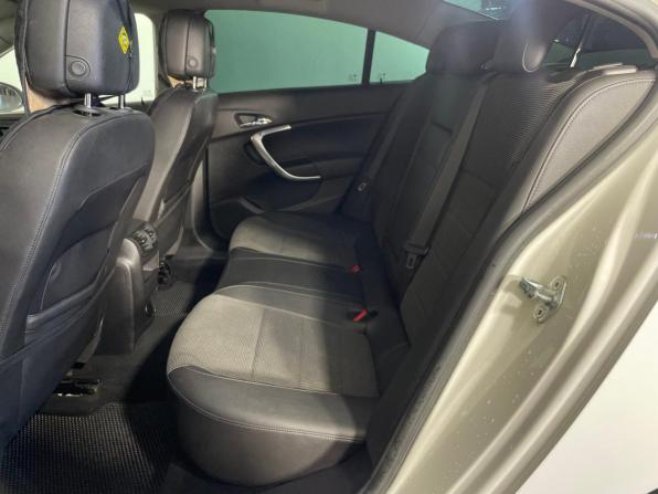 Opel Insignia I с пробегом 2013 года, цена 900 000 рублей, 250000 км, седан, Автокод Объявления