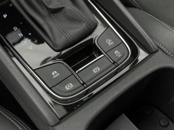 Skoda Karoq I с пробегом 2021 года, цена 2 780 000 рублей, 88984 км, внедорожник, Автокод Объявления