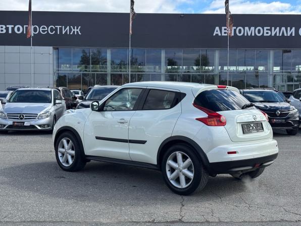 Nissan Juke I с пробегом 2011 года, цена 909 000 рублей, 175377 км, внедорожник, Автокод Объявления