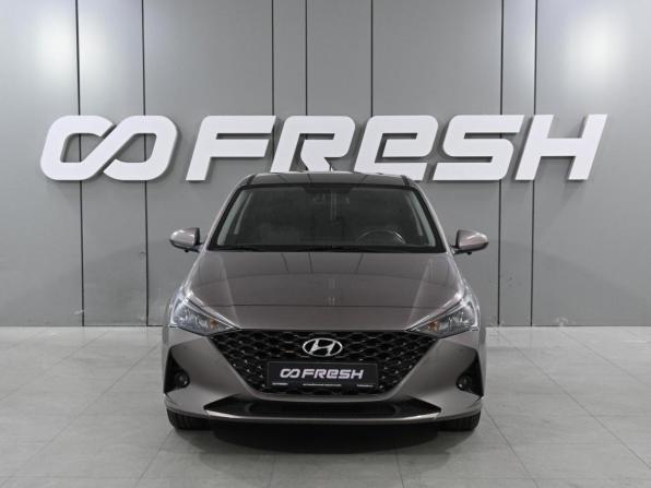 Hyundai Solaris II Рестайлинг с пробегом 2020 года, цена 1 869 000 рублей, 65626 км, седан, Автокод Объявления