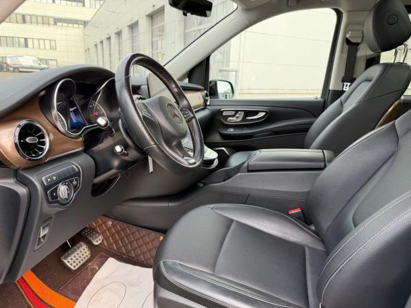 Mercedes-Benz V-Класс III (W447) Рестайлинг с пробегом 2022 года, цена 6 700 000 рублей, 70611 км, минивэн, Автокод Объявления