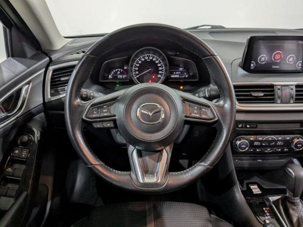 Mazda 3 III (BM) Рестайлинг с пробегом 2016 года, цена 1 795 000 рублей, 23310 км, седан, Автокод Объявления