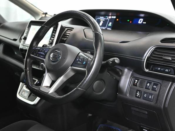 Nissan Serena V (C27) с пробегом 2018 года, цена 1 910 000 рублей, 85979 км, минивэн, Автокод Объявления