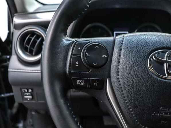 Toyota RAV4 IV (XA40) Рестайлинг с пробегом 2018 года, цена 2 640 000 рублей, 77746 км, внедорожник, Автокод Объявления