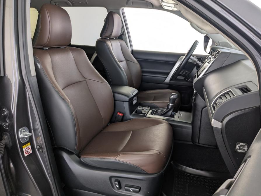 Toyota Land Cruiser Prado 150 Series Рестайлинг 2 Москва  - изображение 21