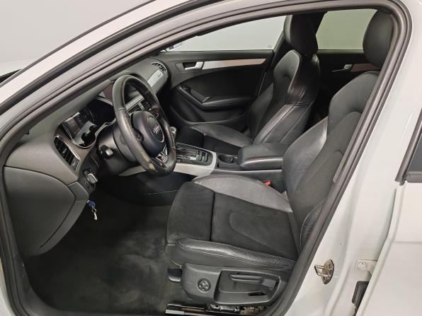 Audi A4 IV (B8) Рестайлинг с пробегом 2012 года, цена 1 399 000 рублей, 255141 км, седан, Автокод Объявления