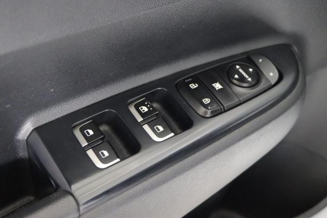 Kia Rio IV с пробегом 2018 года, цена 1 249 990 рублей, 120181 км, седан, Автокод Объявления