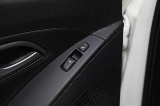 Hyundai ix35 I Рестайлинг с пробегом 2015 года, цена 1 089 000 рублей, 110607 км, внедорожник, Автокод Объявления