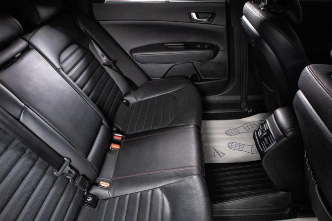 Kia Optima IV с пробегом 2018 года, цена 2 299 000 рублей, 74500 км, седан, Автокод Объявления