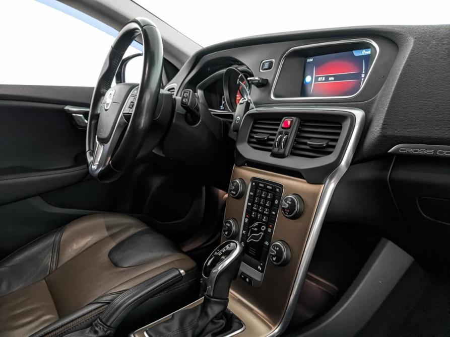 Volvo V40 II Москва  - изображение 27