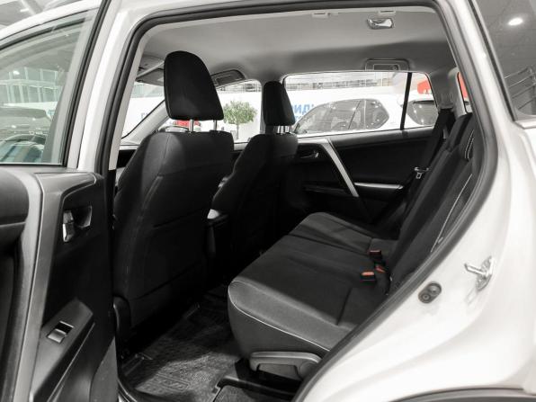 Toyota RAV4 IV (XA40) Рестайлинг с пробегом 2016 года, цена 2 290 000 рублей, 102200 км, внедорожник, Автокод Объявления