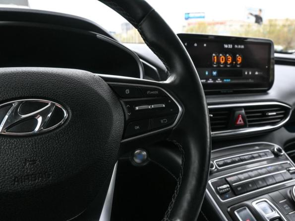 Hyundai Santa Fe IV Рестайлинг с пробегом 2021 года, цена 3 469 000 рублей, 125369 км, внедорожник, Автокод Объявления