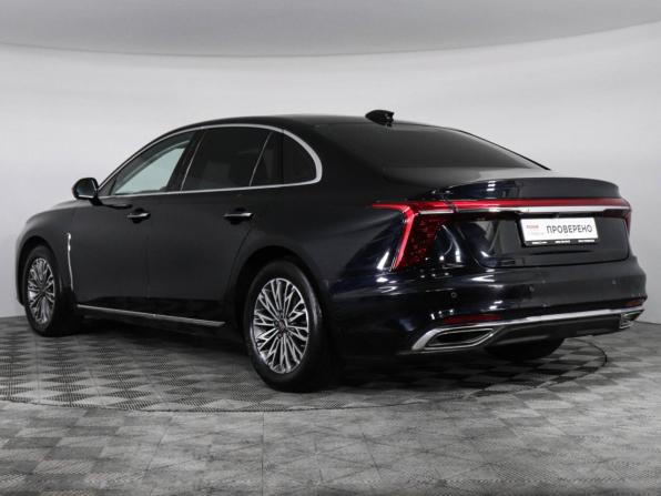 Hongqi H5 II с пробегом 2024 года, цена 2 732 400 рублей, 49570 км, седан, Автокод Объявления