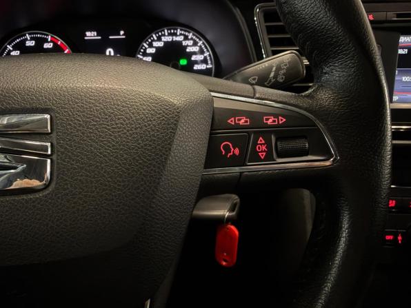SEAT Leon III с пробегом 2014 года, цена 699 000 рублей, 214000 км, хэтчбек, Автокод Объявления