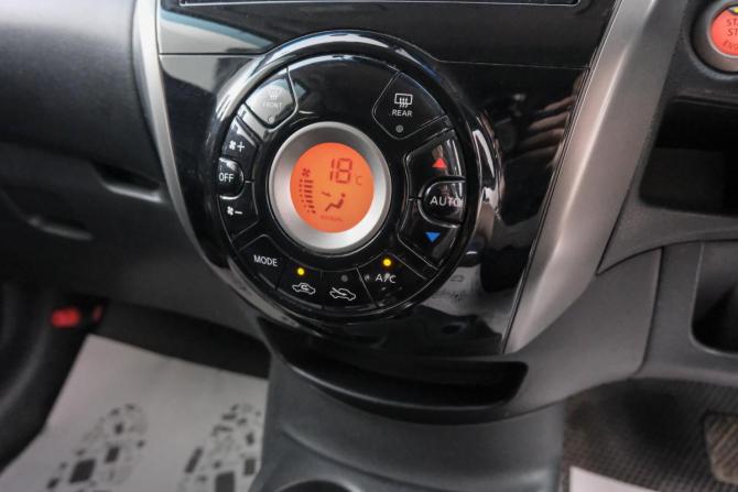 Nissan Note II с пробегом 2016 года, цена 989 000 рублей, 160050 км, хэтчбек, Автокод Объявления