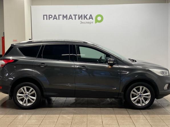 Ford Kuga II Рестайлинг с пробегом 2017 года, цена 1 558 000 рублей, 167289 км, внедорожник, Автокод Объявления