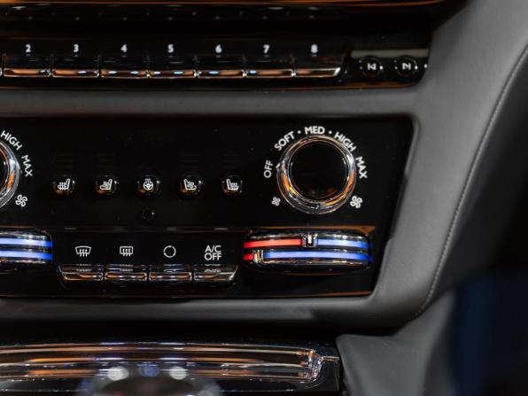 Новый Rolls-Royce Spectre 2024 года, цена 53 990 000 рублей, купе, Автокод Объявления