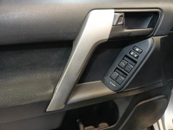 Toyota Land Cruiser Prado 150 Series Рестайлинг 1 с пробегом 2016 года, цена 3 399 000 рублей, 180000 км, внедорожник, Автокод Объявления