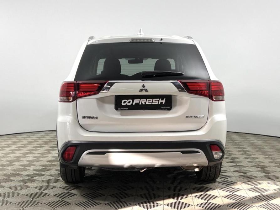 Mitsubishi Outlander III Рестайлинг 3 Казань  - изображение 4