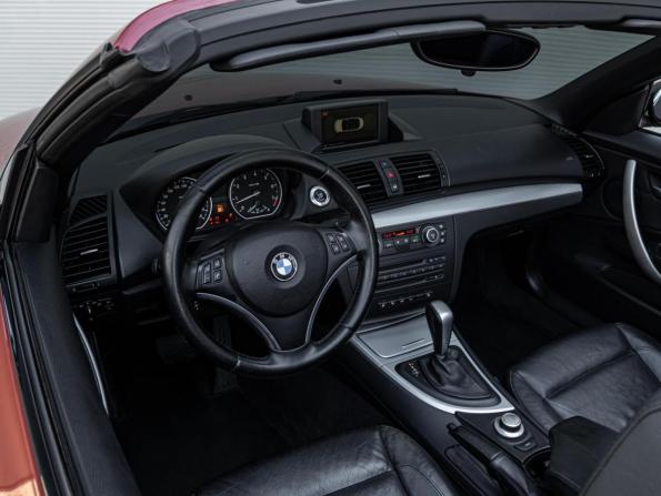 BMW 1 серии I (E81/E82/E87/E88) Рестайлинг с пробегом 2008 года, цена 1 380 000 рублей, 339611 км, кабриолет, Автокод Объявления