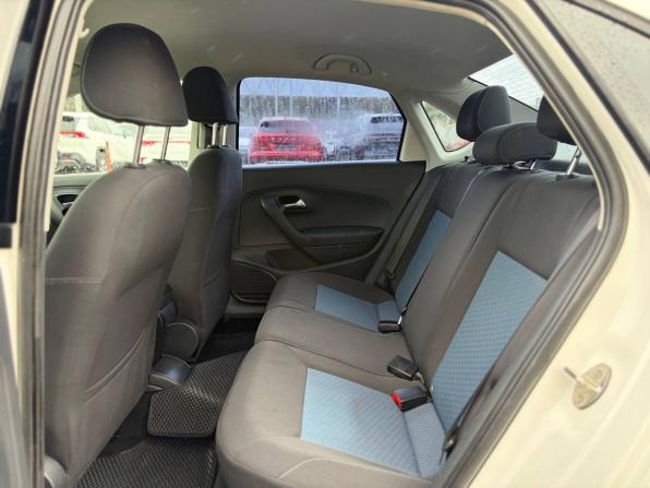 Volkswagen Polo V с пробегом 2014 года, цена 485 000 рублей, 256000 км, седан, Автокод Объявления